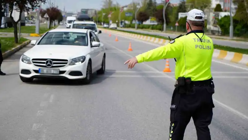 2025'te Yeni Trafik Cezaları: Artışlar ve Değişiklikler Neler?