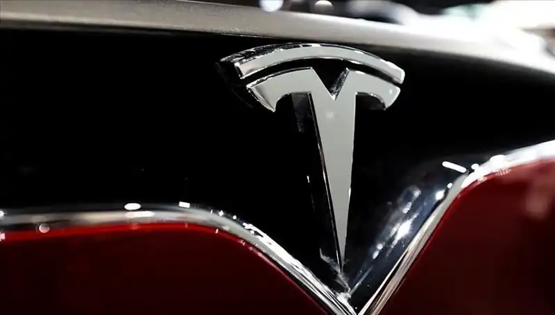 Tesla’da Kriz: Ucuz Model Tartışması ve FSD Bekleyen Kullanıcılar