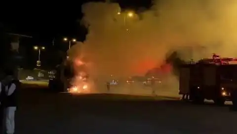 Zonguldak'ta Seyir Halindeki TIR'da Korkutan Yangın: Anbean Kayıt Altına Alındı