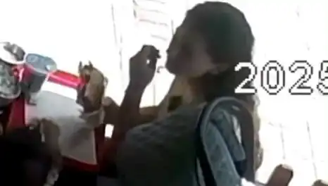 Saçını Koparıp Tostunun İçine Koyan Kadın, Nedenini Açıkladı!