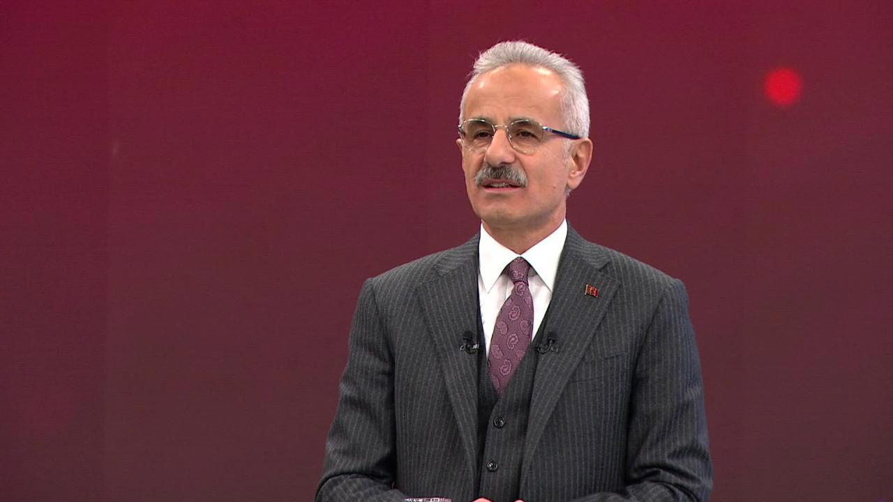 Bakan Uraloğlu: Sosyal Medyaya Düzenleme Yolda