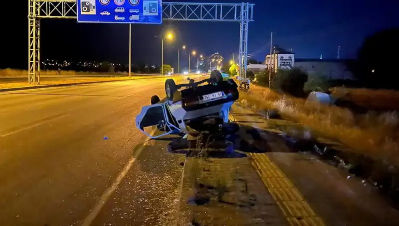 TIR'ın Sıkıştırdığı Otomobil Takla Attı: Korkutan Kaza ve Tek Yaralı