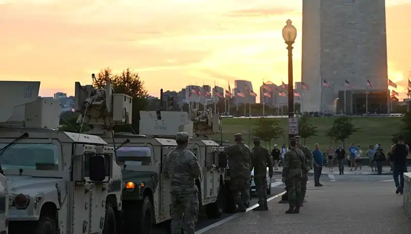 ABD Ordusunun Yeni Misyonu: Chicago'ya Giriş Yapıyor!