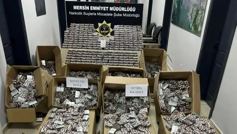 Mersin'de Uyuşturucu Çetesi Çökerken 387 Bin Hap Ele Geçirildi!