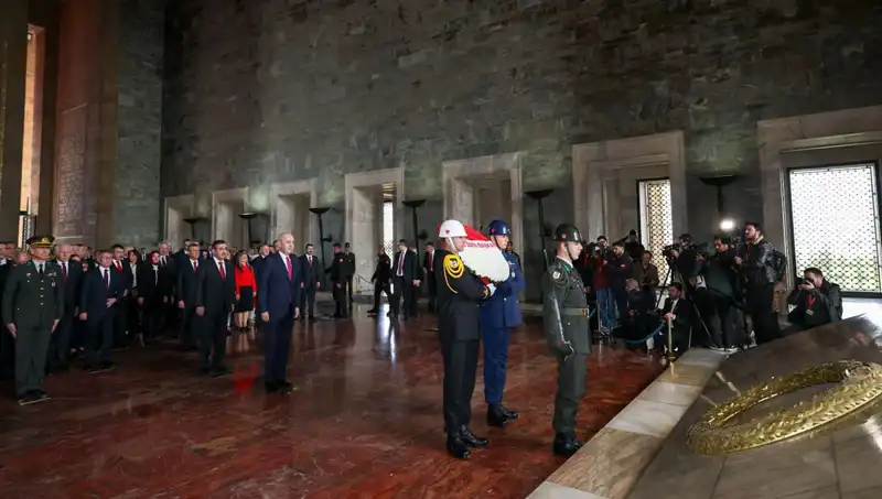 Devlet Erkanı Anıtkabir'de: Anma Töreninde Bir Araya Geldiler