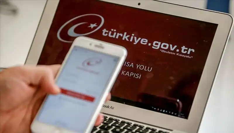 e-Devlet Üzerinden 8 Bini Aşkın Hizmet: Bakan Kacır Açıklama Yaptı