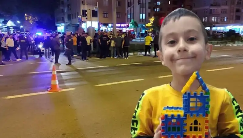 8 Yaşındaki Çocuk Kamyonetin Çarpmasıyla Hayatını Kaybetti: Aile ve Toplum Yıkıldı